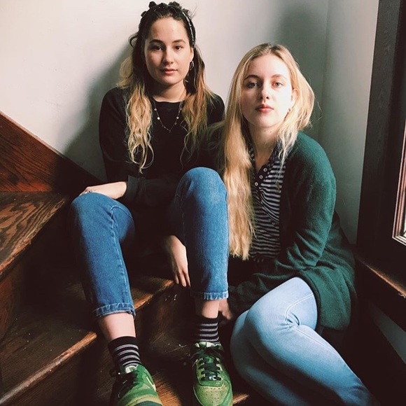 Meet your Posher, Katie - Picture 4 of 4